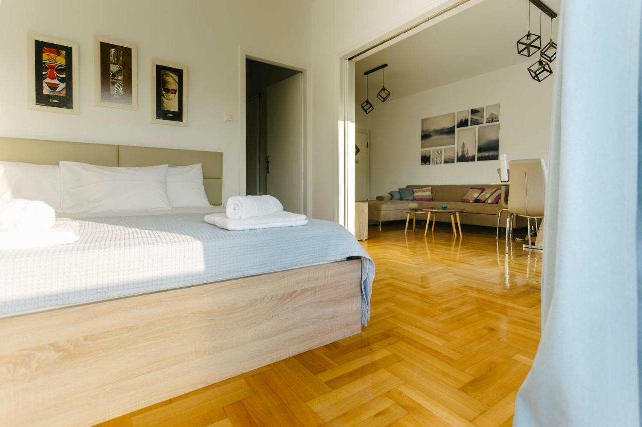 Bright 2 Bedrooms Apt. In The Heart Of Athens W Stunning Views To Acropolis Zewnętrze zdjęcie
