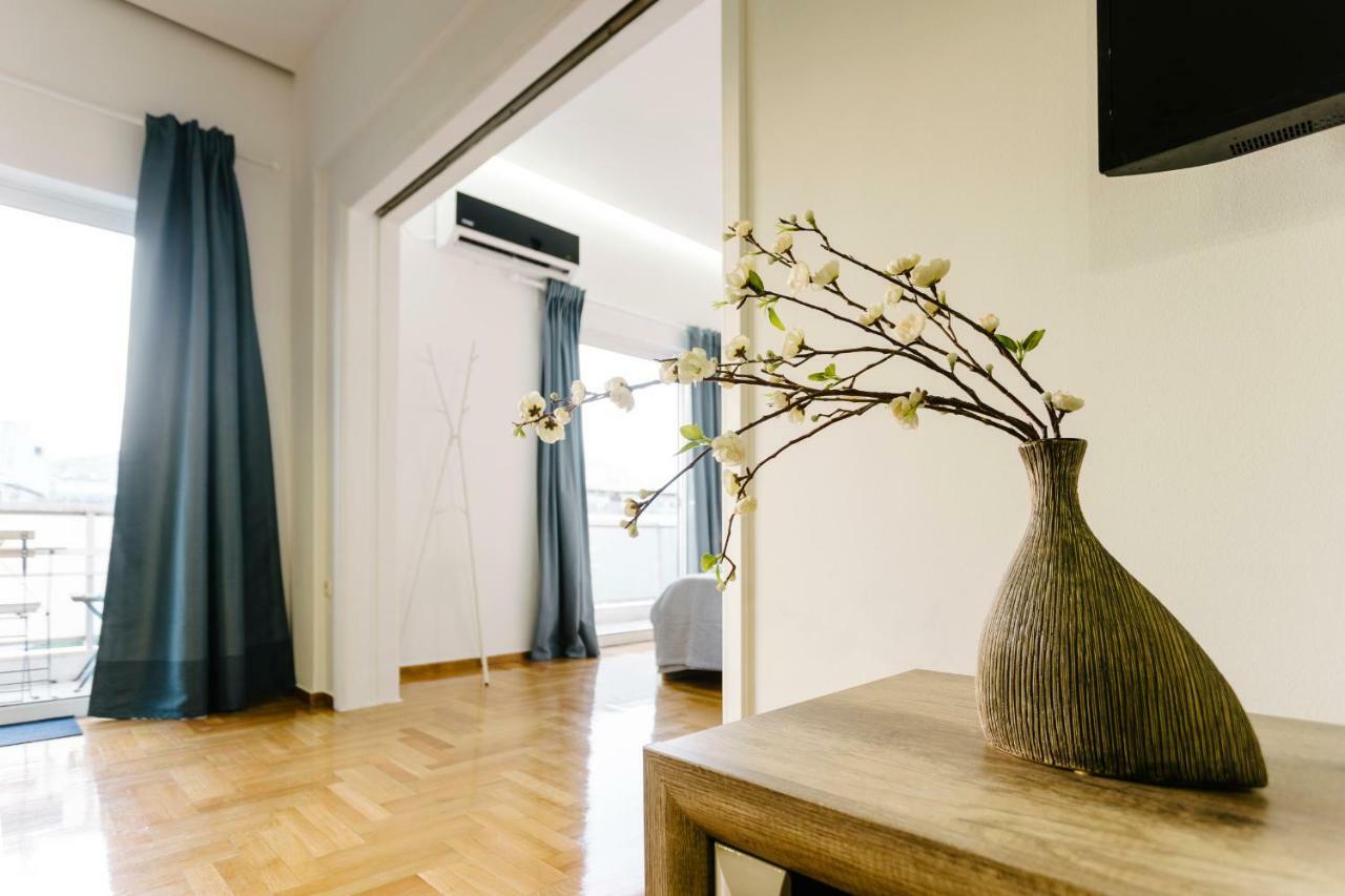 Bright 2 Bedrooms Apt. In The Heart Of Athens W Stunning Views To Acropolis Zewnętrze zdjęcie